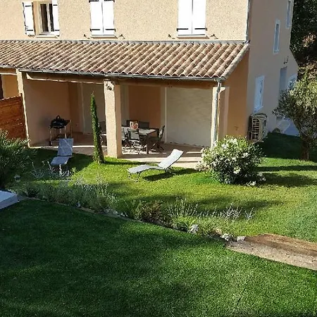 Le Provencal * Pierrevert